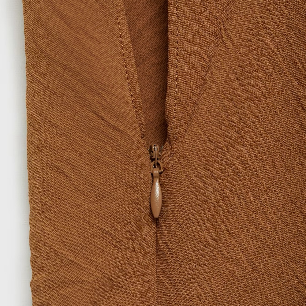 Brown Off-Shoulder Ruched Top - Picture 3 of 5